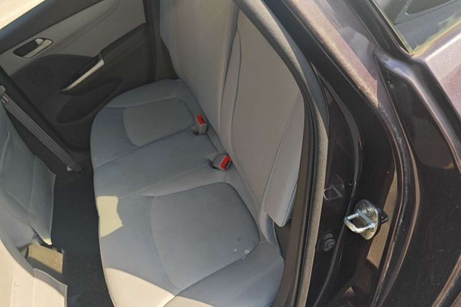 Used Chevrolet Lova RV 2016 1.5L Automatic Comfort Edition Left Rear Seat