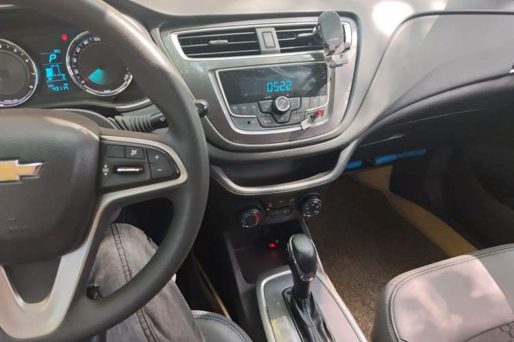 Used Chevrolet Lova RV 2016 1.5L Automatic Smart Drive Edition Audio And AC Panel