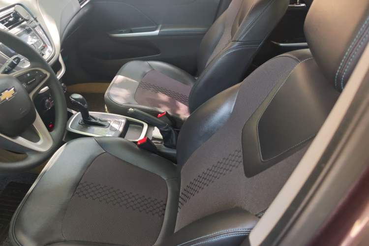 Used Chevrolet Lova RV 2016 1.5L Automatic Smart Drive Edition Left Front Seat
