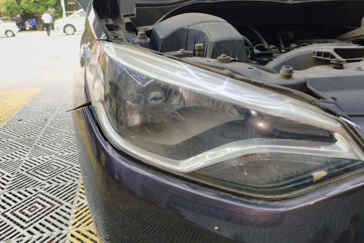Used Chevrolet Lova RV 2016 1.5L Automatic Smart Drive Edition Right Front Headlight
