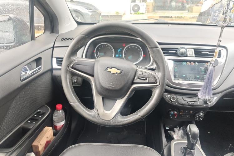Used Chevrolet Lova RV 2016 1.5L Automatic FunDrive Edition Steering Wheel