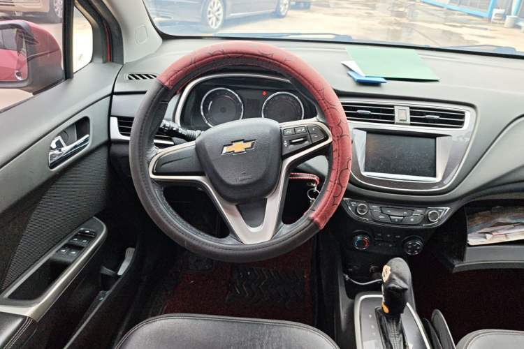 Used Chevrolet Lova RV 2016 1.5L Automatic FunDrive Edition Steering Wheel