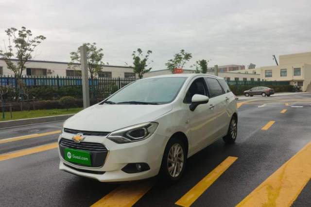 Ojetý Chevrolet Lova RV 2016 1.5L Automatic FunDrive Edition