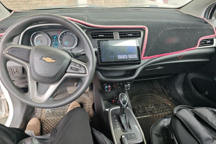 Used Chevrolet Lova RV 2016 1.5L Automatic Smart Drive Edition Center Console