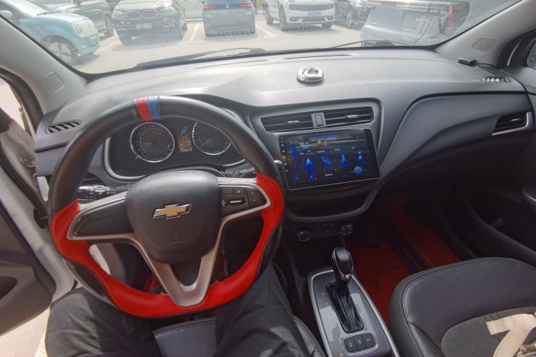 Used Chevrolet Lova RV 2016 1.5L Automatic Smart Drive Edition Center Console