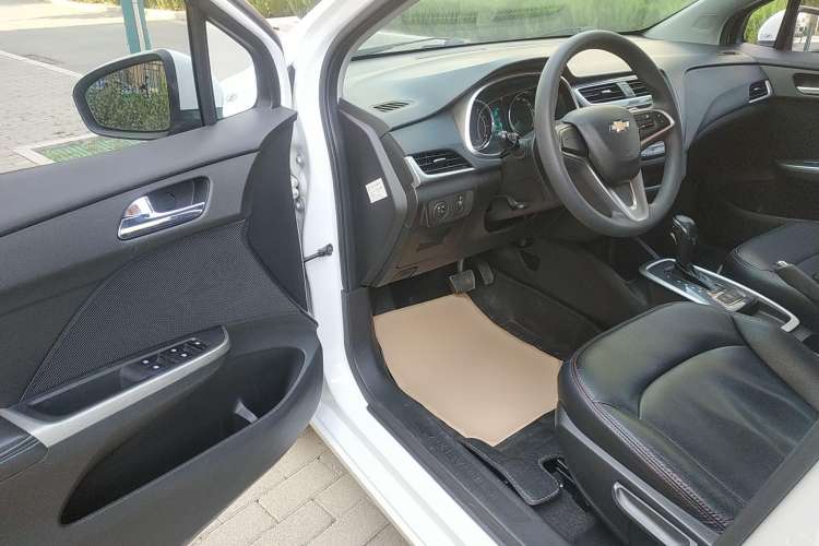 Used Chevrolet Lova RV 2016 1.5L Automatic Smart Drive Edition Driver Seat