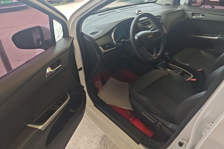Used Chevrolet Lova RV 2016 1.5L Automatic Smart Drive Edition Driver Seat