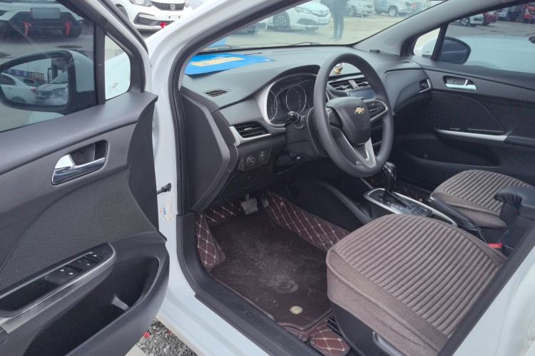 Used Chevrolet Lova RV 2016 1.5L Automatic Smart Drive Edition Driver Seat