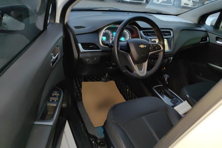 Used Chevrolet Lova RV 2016 1.5L Automatic FunDrive Edition Driver Seat