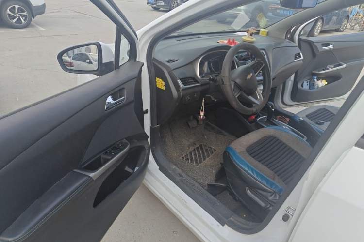 Used Chevrolet Lova RV 2016 1.5L Automatic Smart Drive Edition Driver Seat