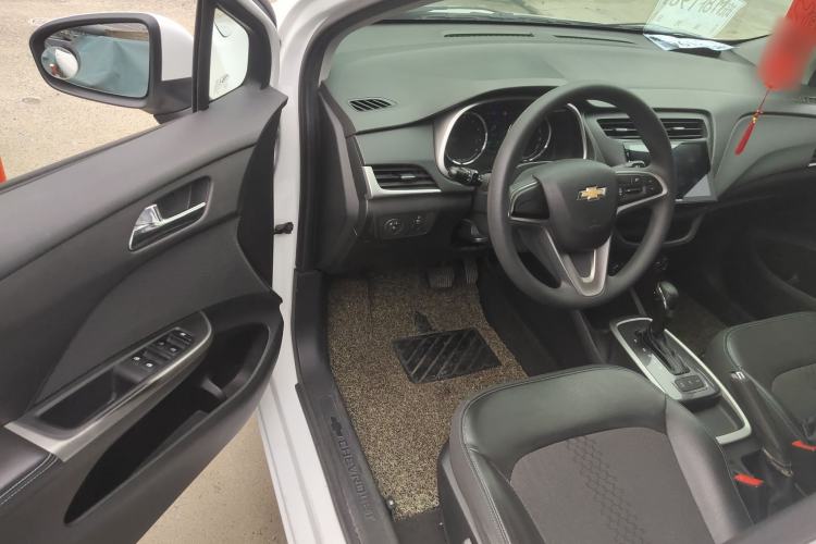 Used Chevrolet Lova RV 2016 1.5L Automatic Smart Drive Edition Driver Seat