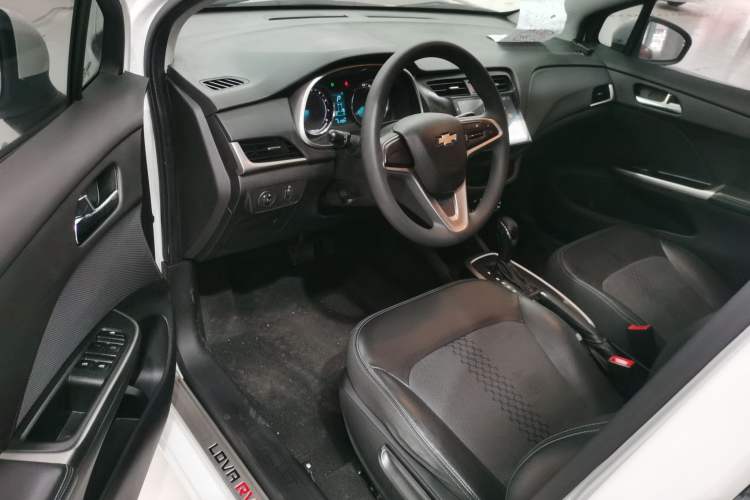 Used Chevrolet Lova RV 2016 1.5L Automatic Smart Drive Edition Driver Seat