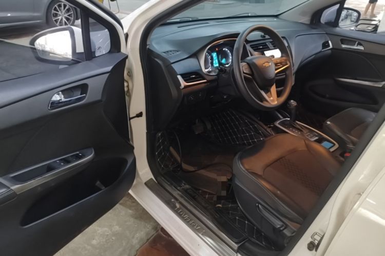 Used Chevrolet Lova RV 2016 1.5L Automatic Smart Drive Edition Driver Seat