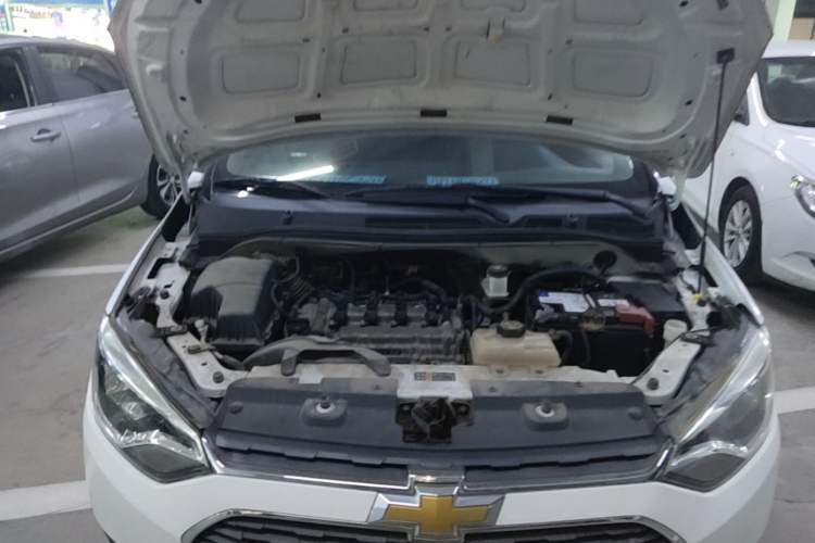 Used Chevrolet Lova RV 2016 1.5L Automatic Comfort Edition Engine Bay