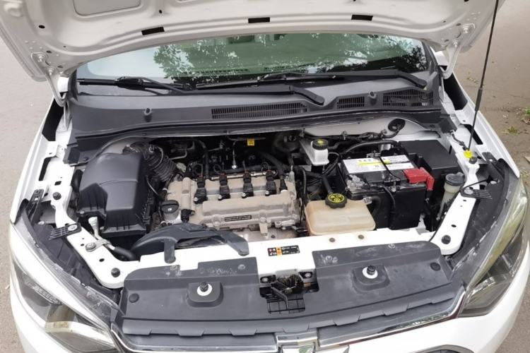 Used Chevrolet Lova RV 2016 1.5L Manual Comfort Edition Engine Bay