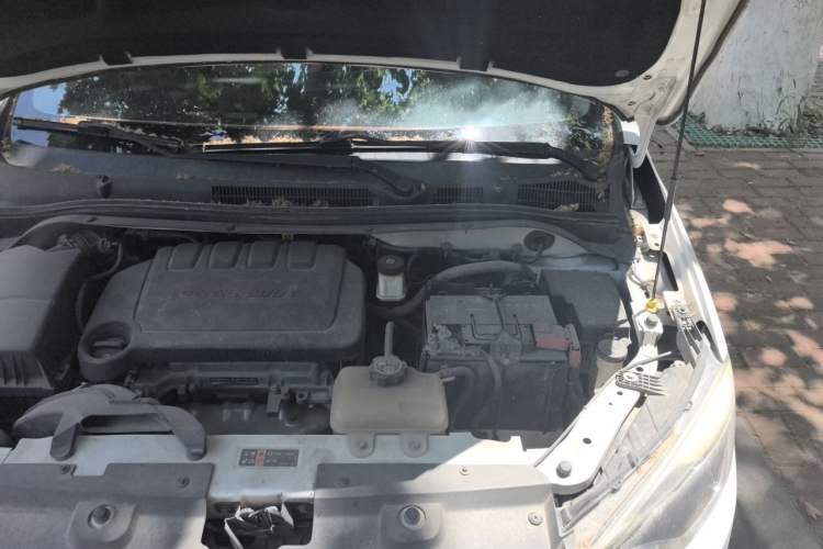 Used Chevrolet Lova RV 2016 1.5L Automatic Comfort Edition Engine Bay Left