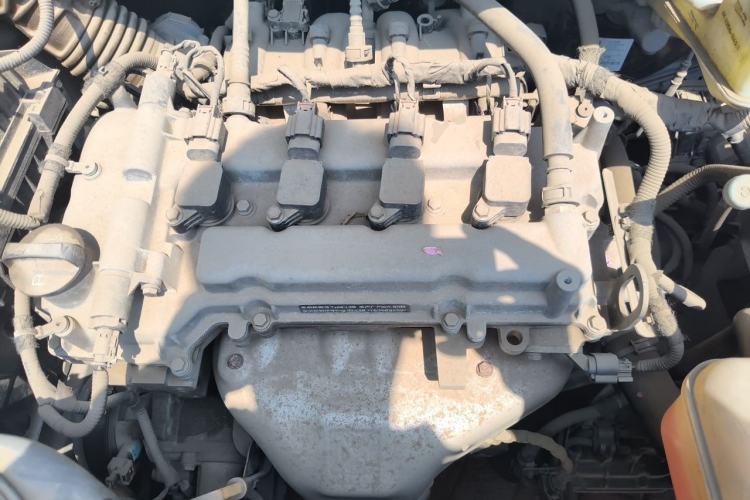 Used Chevrolet Lova RV 2016 1.5L Automatic Comfort Edition Engine Bay