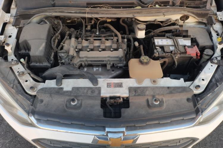 Used Chevrolet Lova RV 2016 1.5L Automatic Comfort Edition Engine Bay