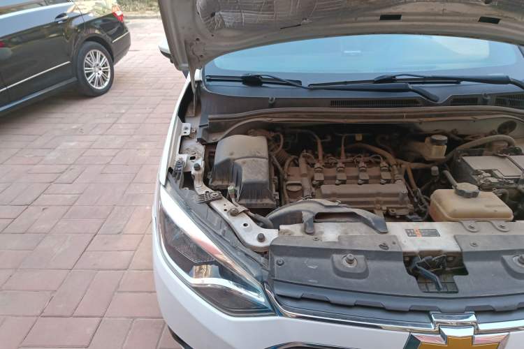 Used Chevrolet Lova RV 2016 1.5L Automatic Smart Drive Edition Engine Bay Right