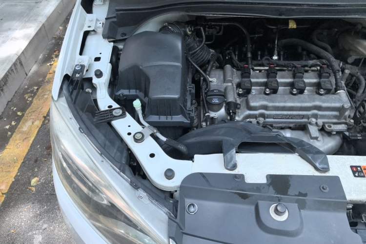 Used Chevrolet Lova RV 2016 1.5L Automatic FunDrive Edition Engine Bay Right