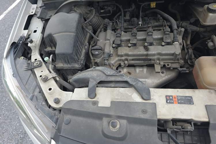 Used Chevrolet Lova RV 2016 1.5L Automatic Smart Drive Edition Engine Bay Right