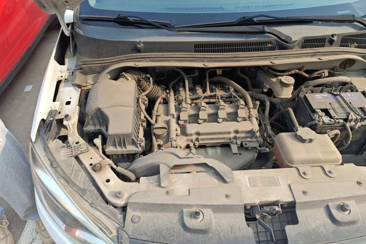Used Chevrolet Lova RV 2016 1.5L Automatic Comfort Edition Engine Bay Right