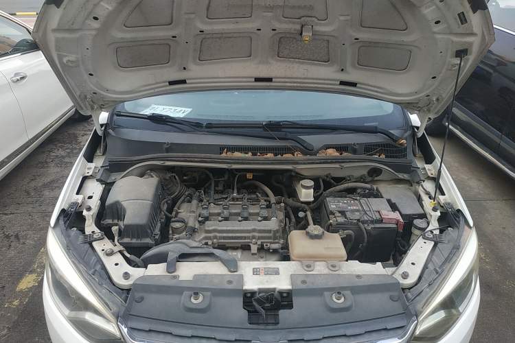 Used Chevrolet Lova RV 2016 1.5L Automatic Smart Drive Edition Engine Bay