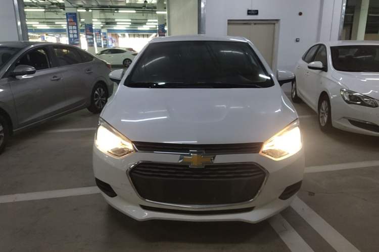 Used Chevrolet Lova RV 2016 1.5L Automatic Comfort Edition Front