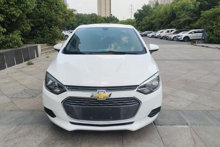 Used Chevrolet Lova RV 2016 1.5L Automatic Comfort Edition Front