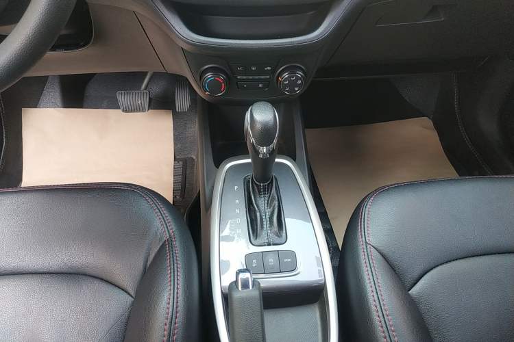 Used Chevrolet Lova RV 2016 1.5L Automatic Smart Drive Edition Gear Lever
