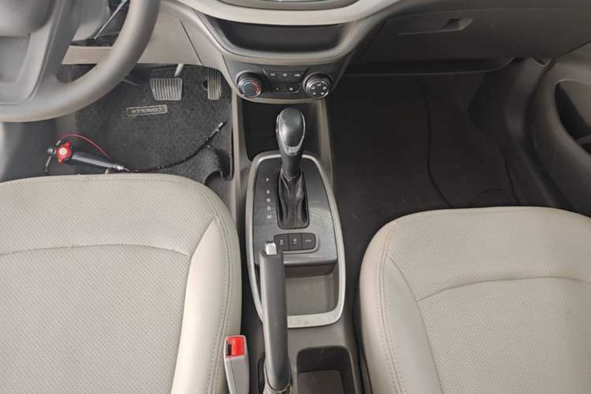 Used Chevrolet Lova RV 2016 1.5L Automatic Comfort Edition Gear Lever