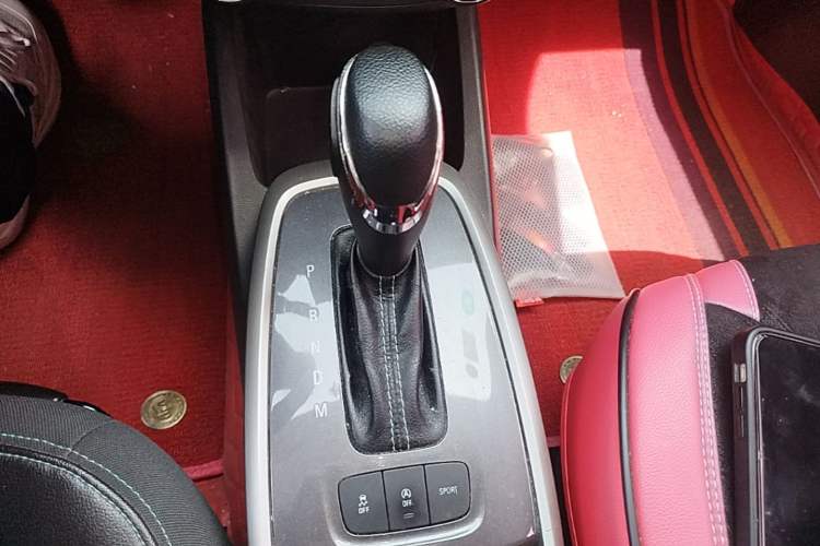 Used Chevrolet Lova RV 2016 1.5L Automatic Smart Drive Edition Gear Lever