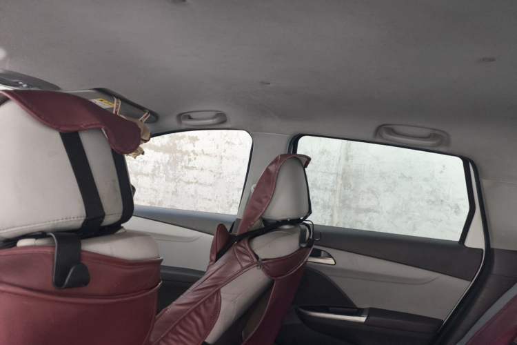 Used Chevrolet Lova RV 2016 1.5L Manual Comfort Edition Headliner