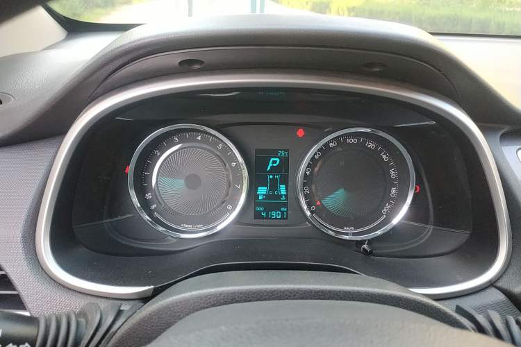 Used Chevrolet Lova RV 2016 1.5L Automatic Smart Drive Edition Instrument Cluster