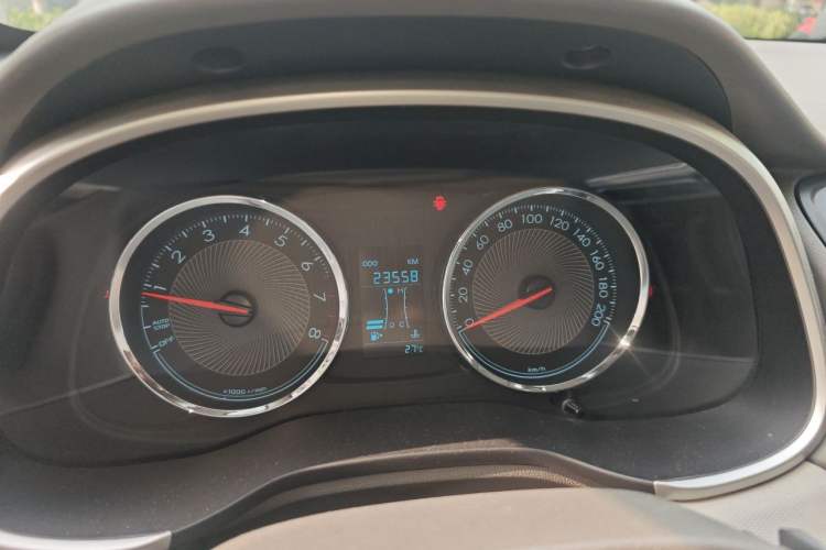 Used Chevrolet Lova RV 2016 1.5L Manual Comfort Edition Instrument Cluster