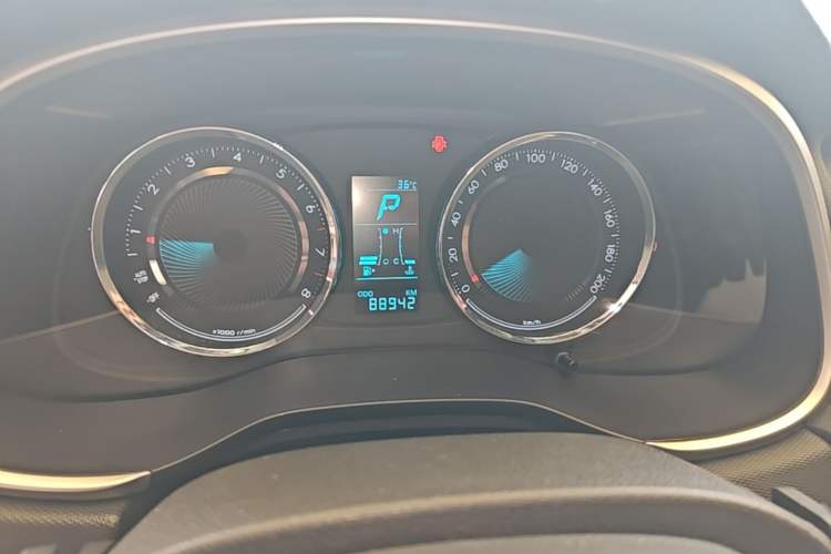 Used Chevrolet Lova RV 2016 1.5L Automatic Smart Drive Edition Instrument Cluster