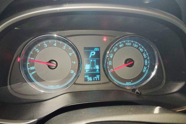 Used Chevrolet Lova RV 2016 1.5L Automatic Comfort Edition Instrument Cluster