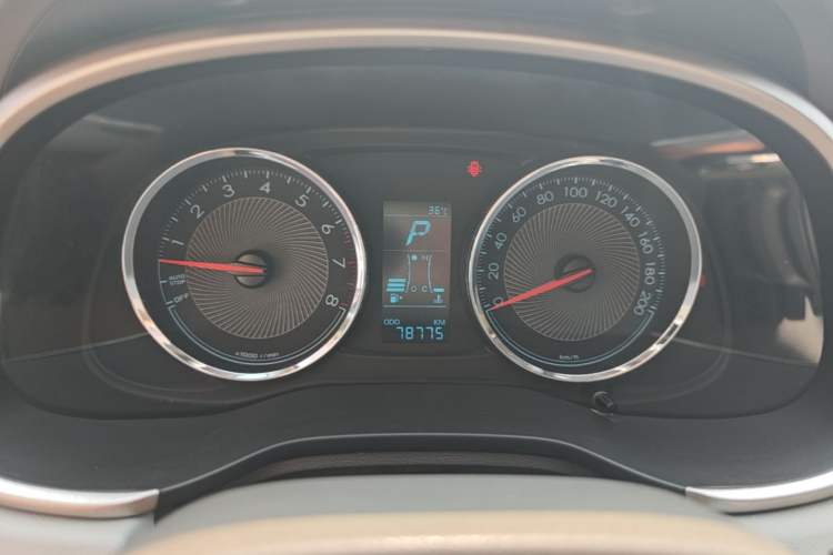 Used Chevrolet Lova RV 2016 1.5L Automatic Comfort Edition Instrument Cluster