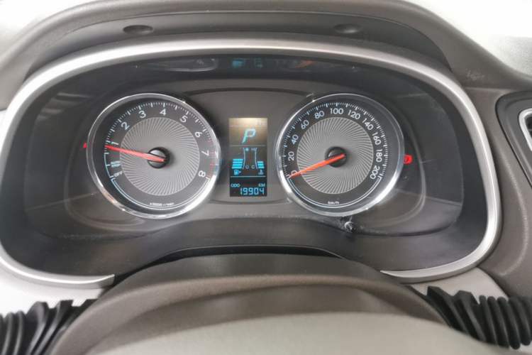 Used Chevrolet Lova RV 2016 1.5L Automatic Comfort Edition Instrument Cluster