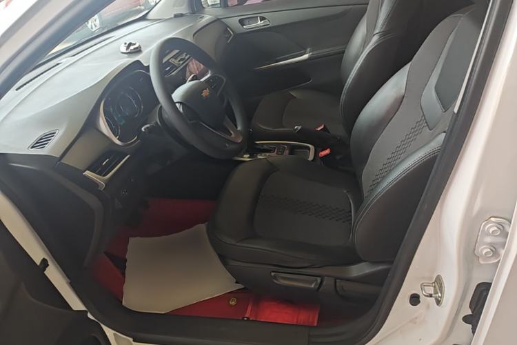 Used Chevrolet Lova RV 2016 1.5L Automatic Smart Drive Edition Left Front Seat
