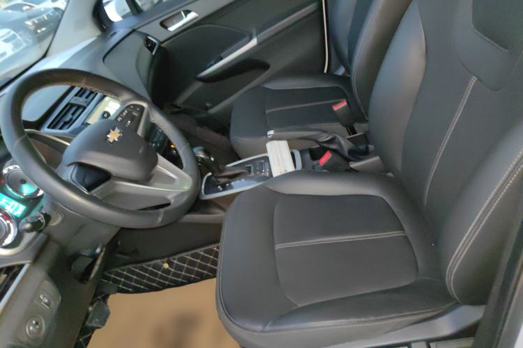Used Chevrolet Lova RV 2016 1.5L Automatic FunDrive Edition Left Front Seat