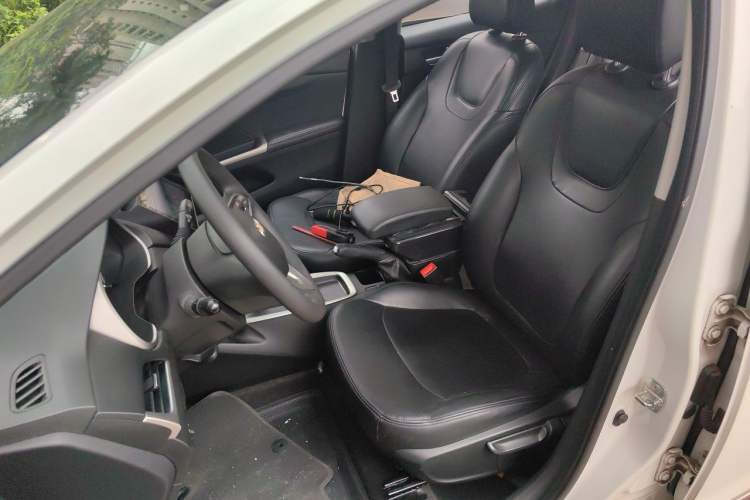 Used Chevrolet Lova RV 2016 1.5L Automatic Smart Drive Edition Left Front Seat