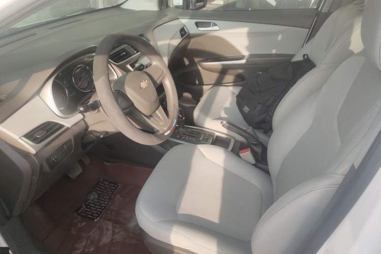 Used Chevrolet Lova RV 2016 1.5L Automatic Comfort Edition Left Front Seat