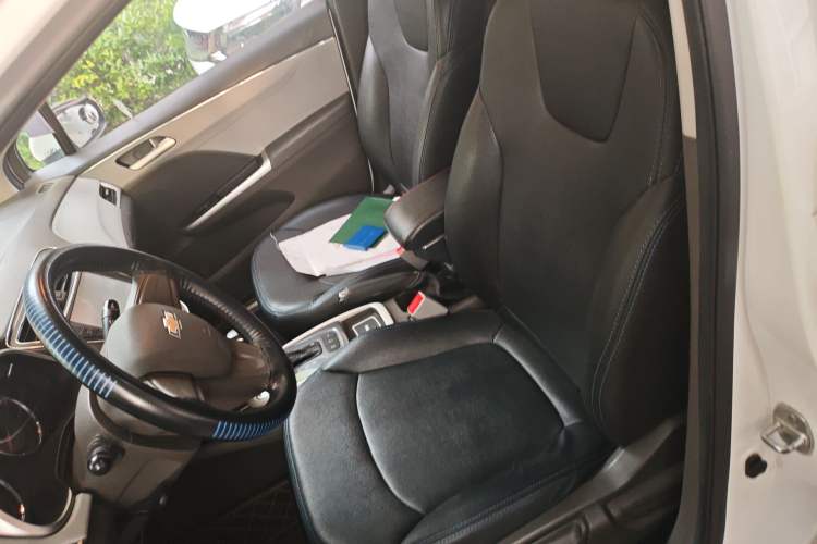 Used Chevrolet Lova RV 2016 1.5L Automatic Comfort Edition Left Front Seat