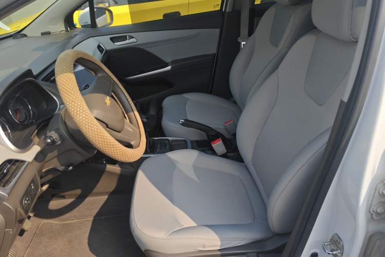 Used Chevrolet Lova RV 2016 1.5L Manual Comfort Edition Left Front Seat