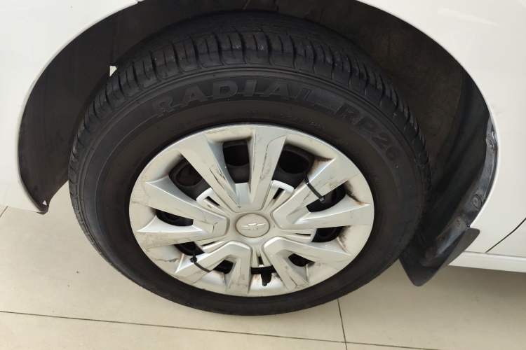 Used Chevrolet Lova RV 2016 1.5L Automatic Comfort Edition Left Front Wheel Hub
