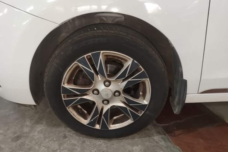 Used Chevrolet Lova RV 2016 1.5L Automatic Smart Drive Edition Left Front Wheel Hub