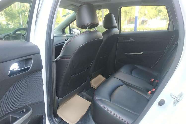 Used Chevrolet Lova RV 2016 1.5L Automatic Smart Drive Edition Left Rear Seat