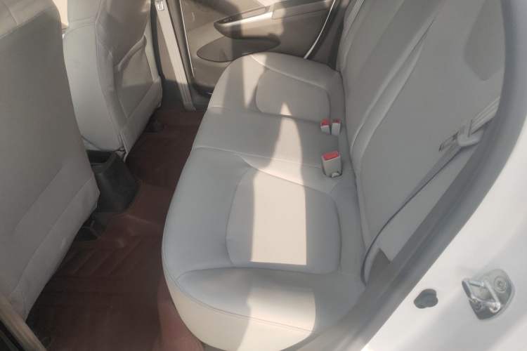 Used Chevrolet Lova RV 2016 1.5L Automatic Comfort Edition Left Rear Seat