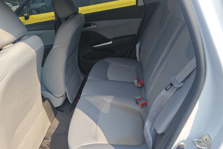 Used Chevrolet Lova RV 2016 1.5L Manual Comfort Edition Left Rear Seat